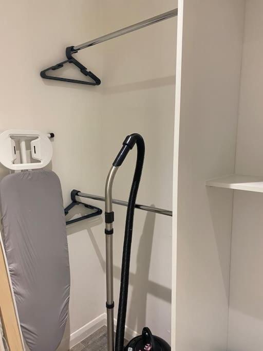 Cosy Studio Apartment Waterlooville Bagian luar foto